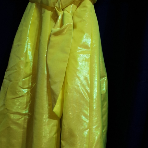 XXS *LAST DAY* CJR Puff Sleeve Tie Waist - Picture 5 of 12